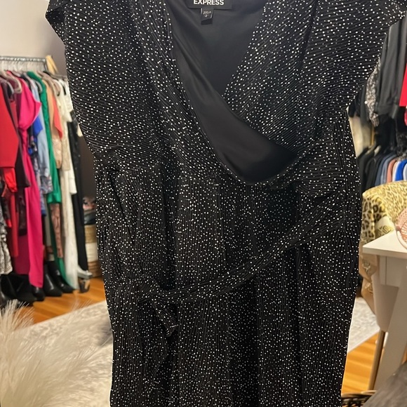 Express polkadot romper - Picture 3 of 5